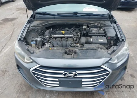 2018 Hyundai Elantra Se z USA, uszkodzony, nr VIN 5NPD74LF4JH282460